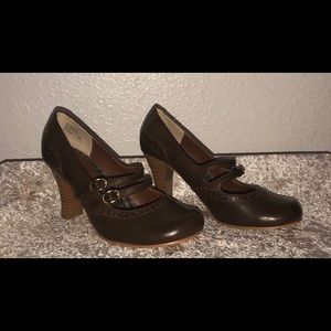 Mudd Mary Jane Pumps “Sergio” 6.5 Brown